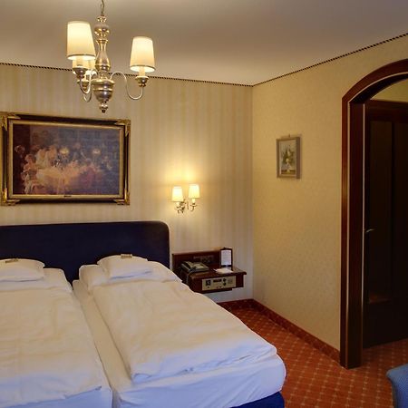 Hotel Brauereigasthof Landwehr-Braeu Reichelshofen ห้อง รูปภาพ