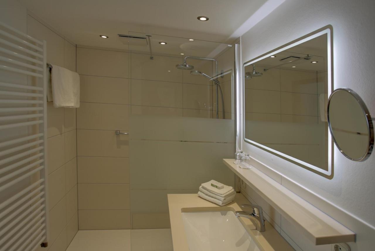 Hotel Brauereigasthof Landwehr-Braeu Reichelshofen ภายนอก รูปภาพ