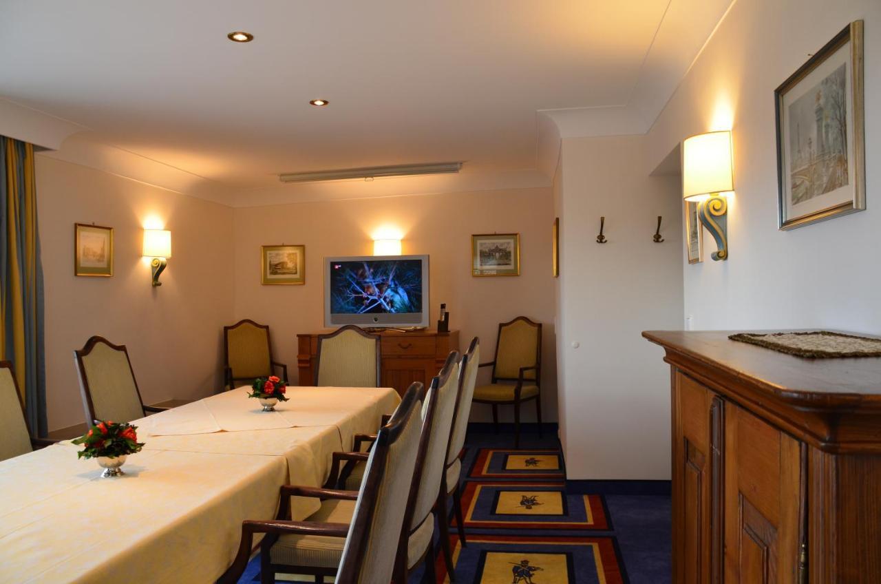 Hotel Brauereigasthof Landwehr-Braeu Reichelshofen ภายนอก รูปภาพ