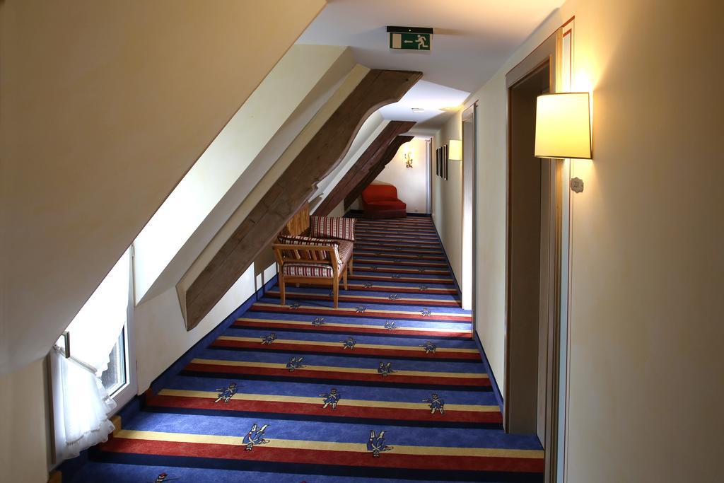 Hotel Brauereigasthof Landwehr-Braeu Reichelshofen ภายนอก รูปภาพ