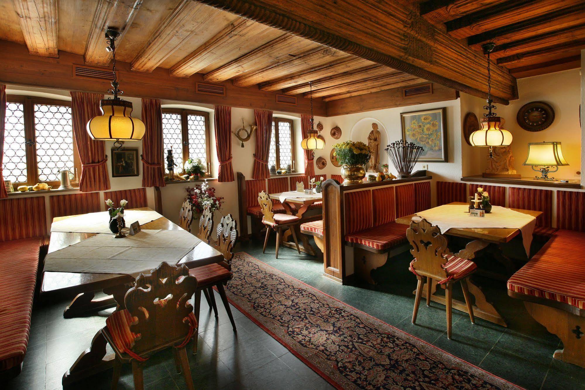 Hotel Brauereigasthof Landwehr-Braeu Reichelshofen ภายนอก รูปภาพ