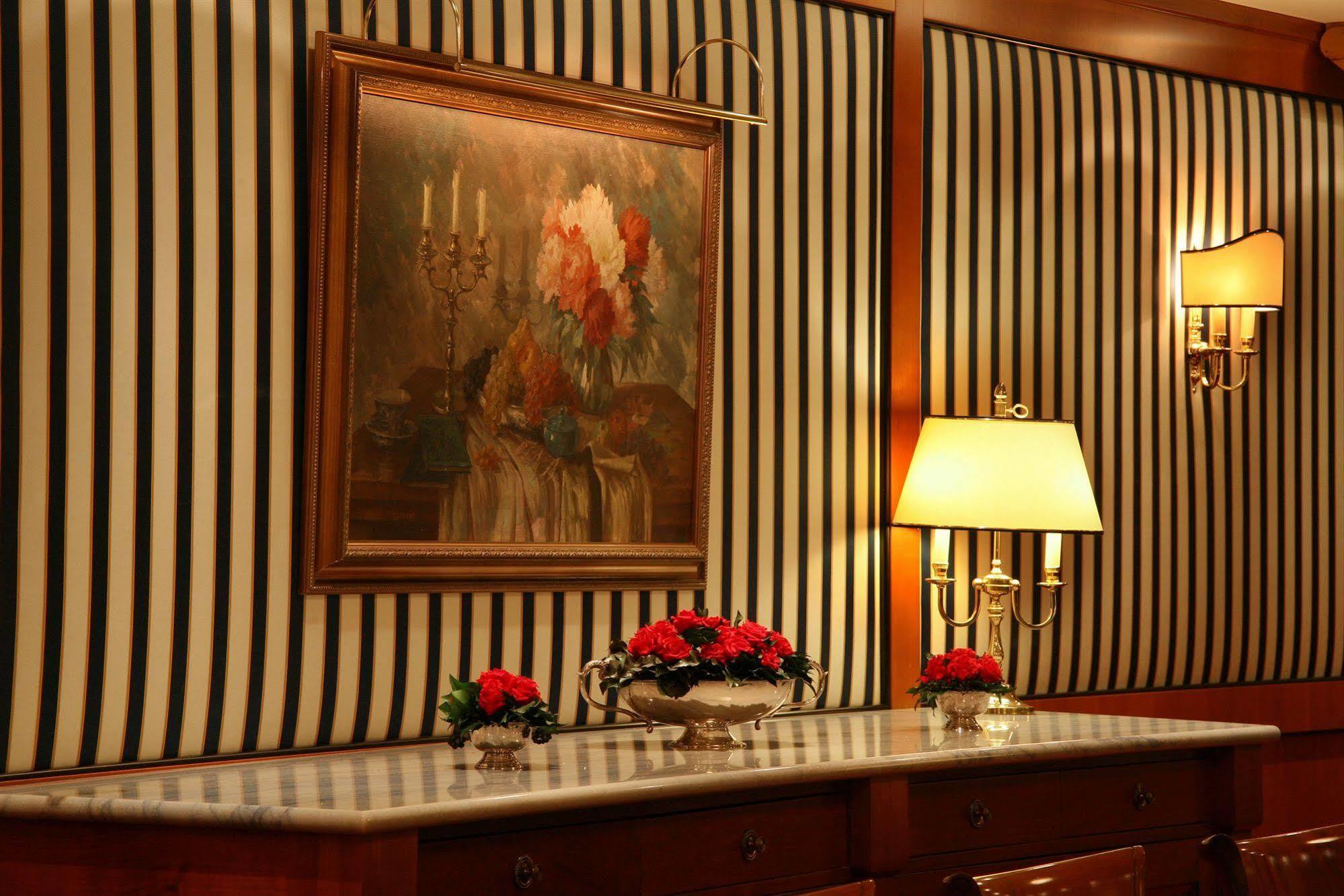 Hotel Brauereigasthof Landwehr-Braeu Reichelshofen ภายนอก รูปภาพ