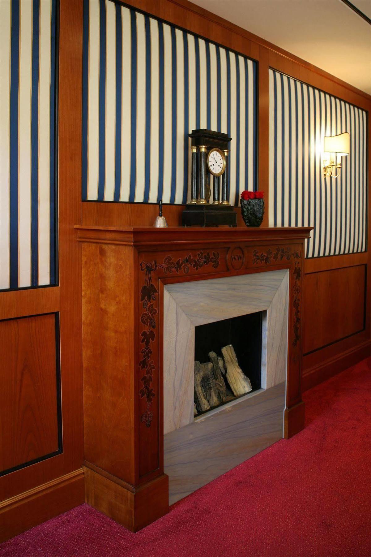 Hotel Brauereigasthof Landwehr-Braeu Reichelshofen ภายนอก รูปภาพ