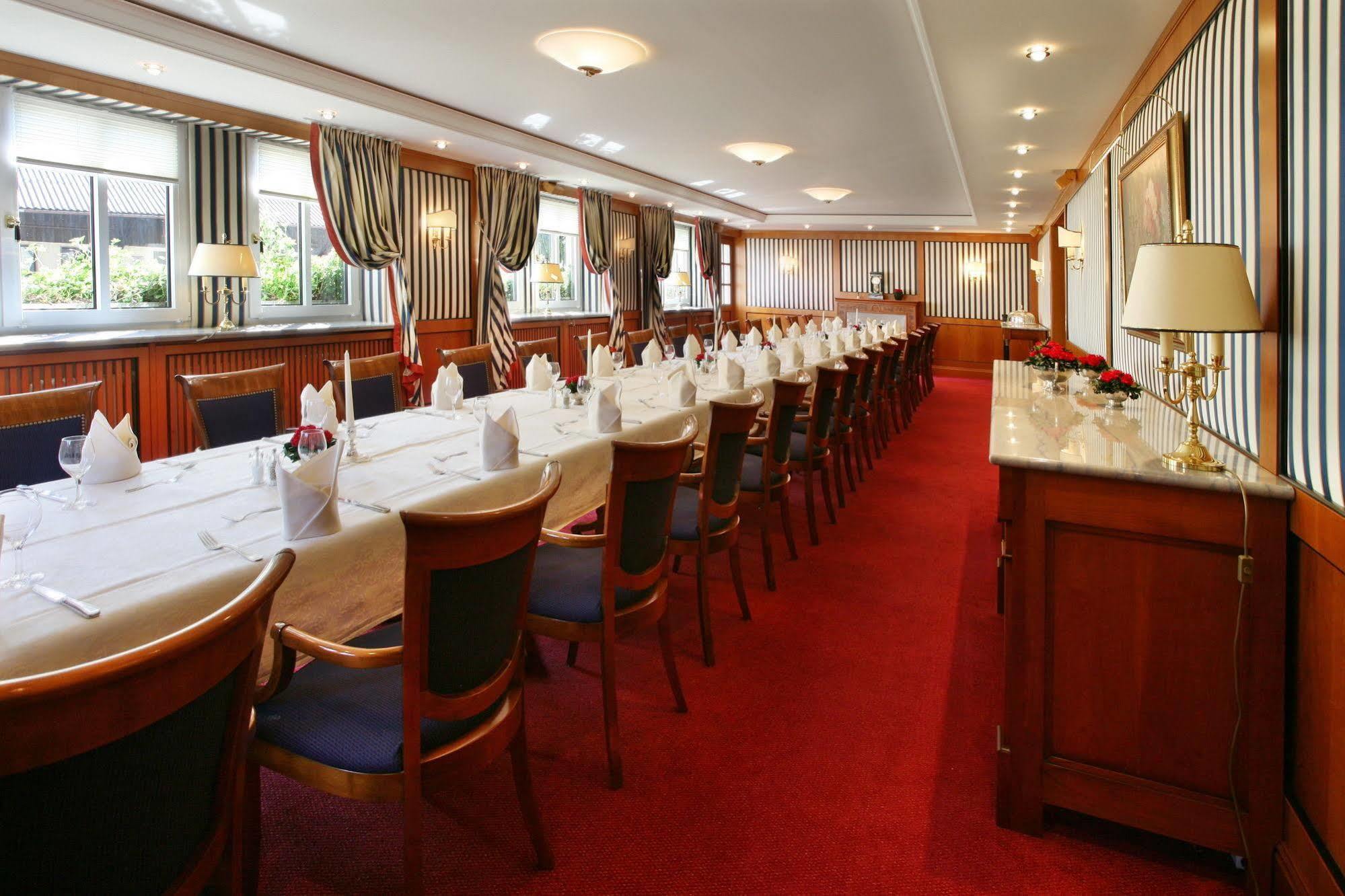 Hotel Brauereigasthof Landwehr-Braeu Reichelshofen ภายนอก รูปภาพ